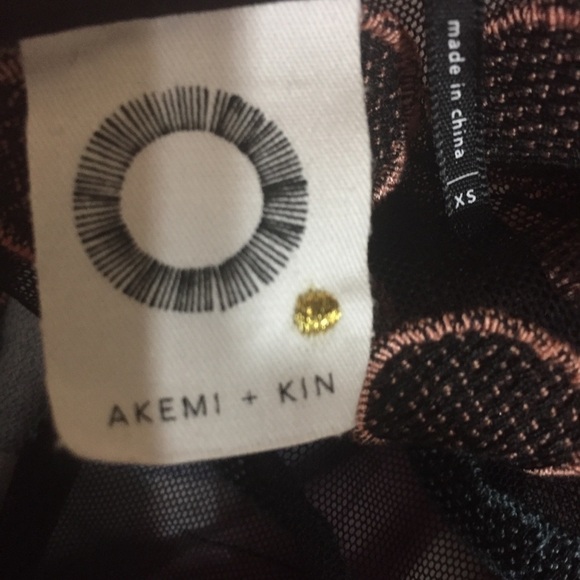 Akemi + Kin Top Sz XS NWT - Picture 6 of 6